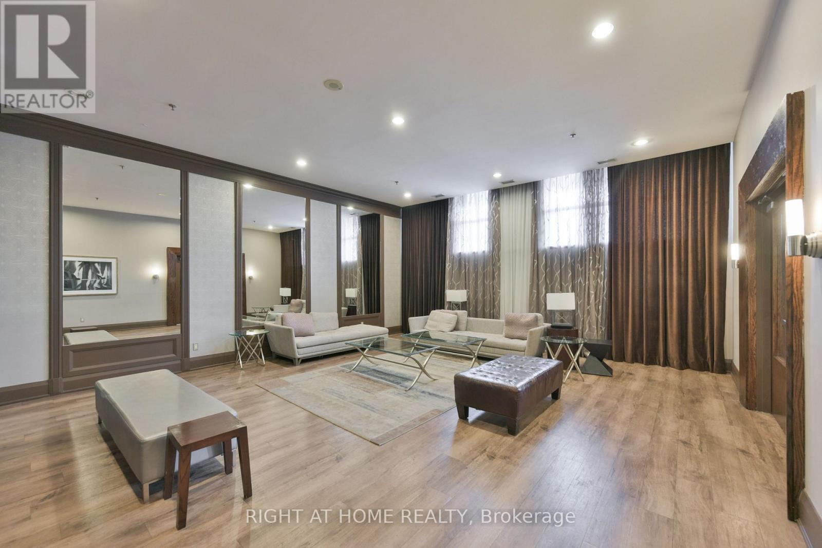 621 - 438 Richmond Street W, Toronto, Ontario  M5V 3S6 - Photo 14 - C13660362