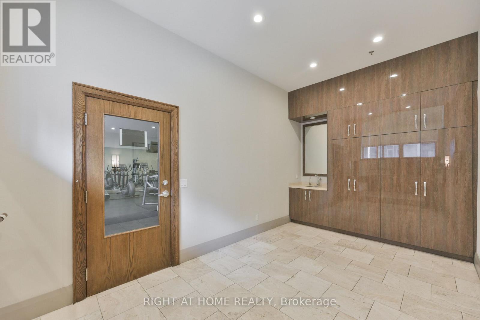 621 - 438 Richmond Street W, Toronto, Ontario  M5V 3S6 - Photo 15 - C13660362