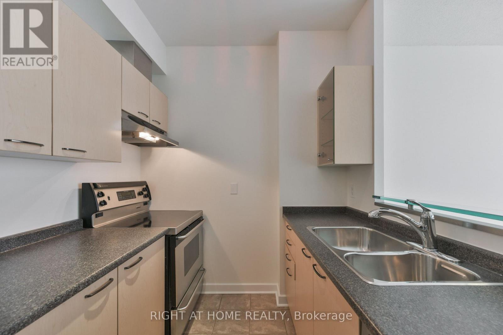621 - 438 Richmond Street W, Toronto, Ontario  M5V 3S6 - Photo 6 - C13660362