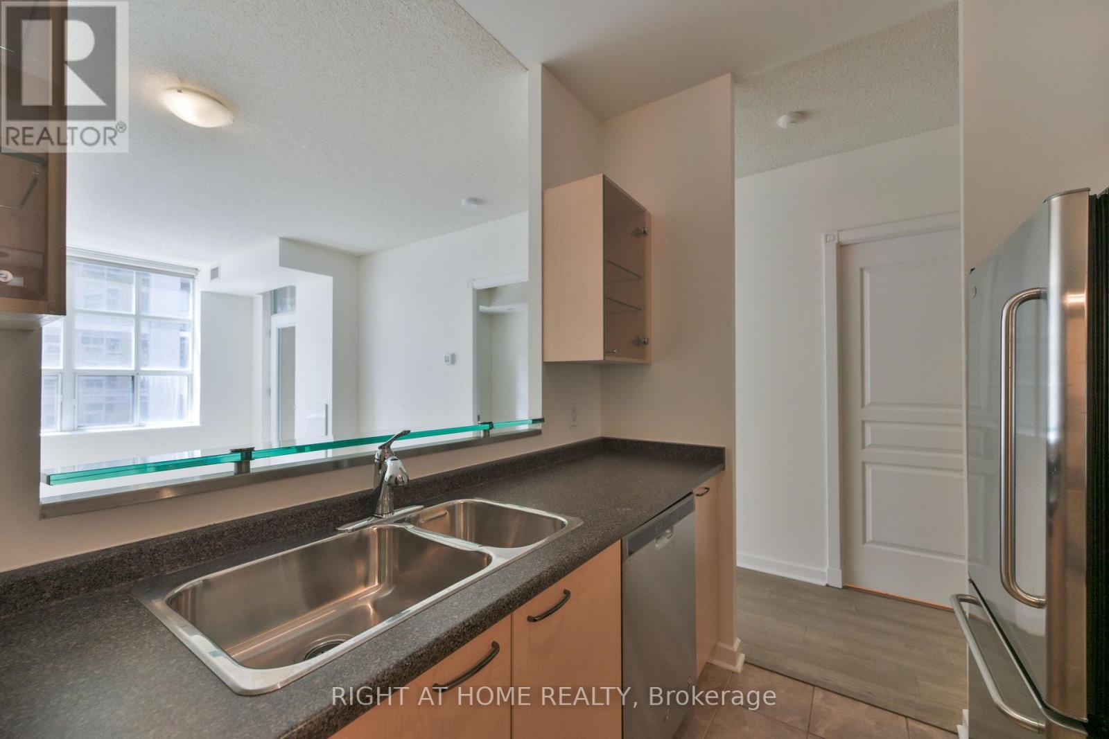 621 - 438 Richmond Street W, Toronto, Ontario  M5V 3S6 - Photo 7 - C13660362