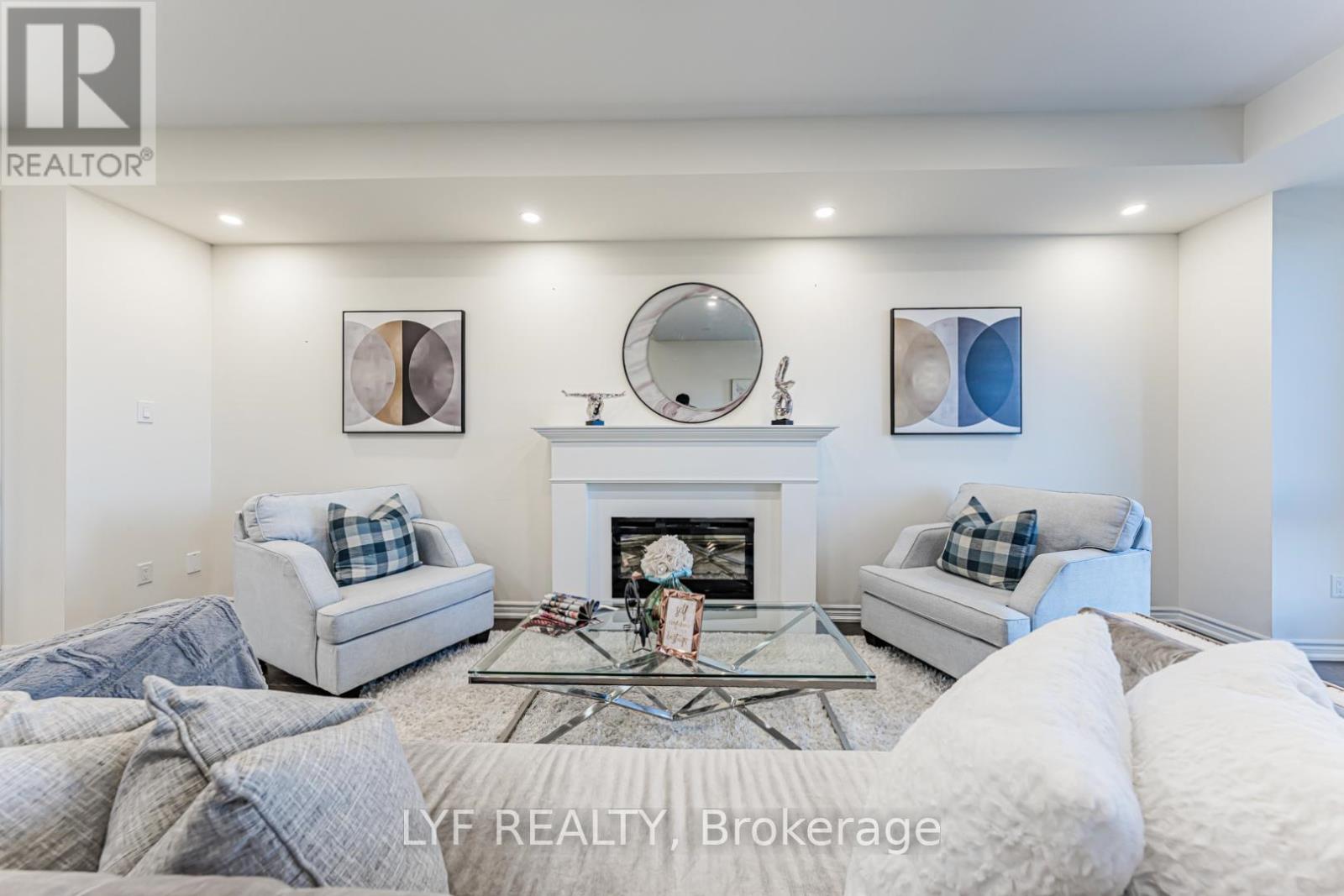 20 Lord Melborne Street, Markham, Ontario  L6C 0Z5 - Photo 10 - N13660366