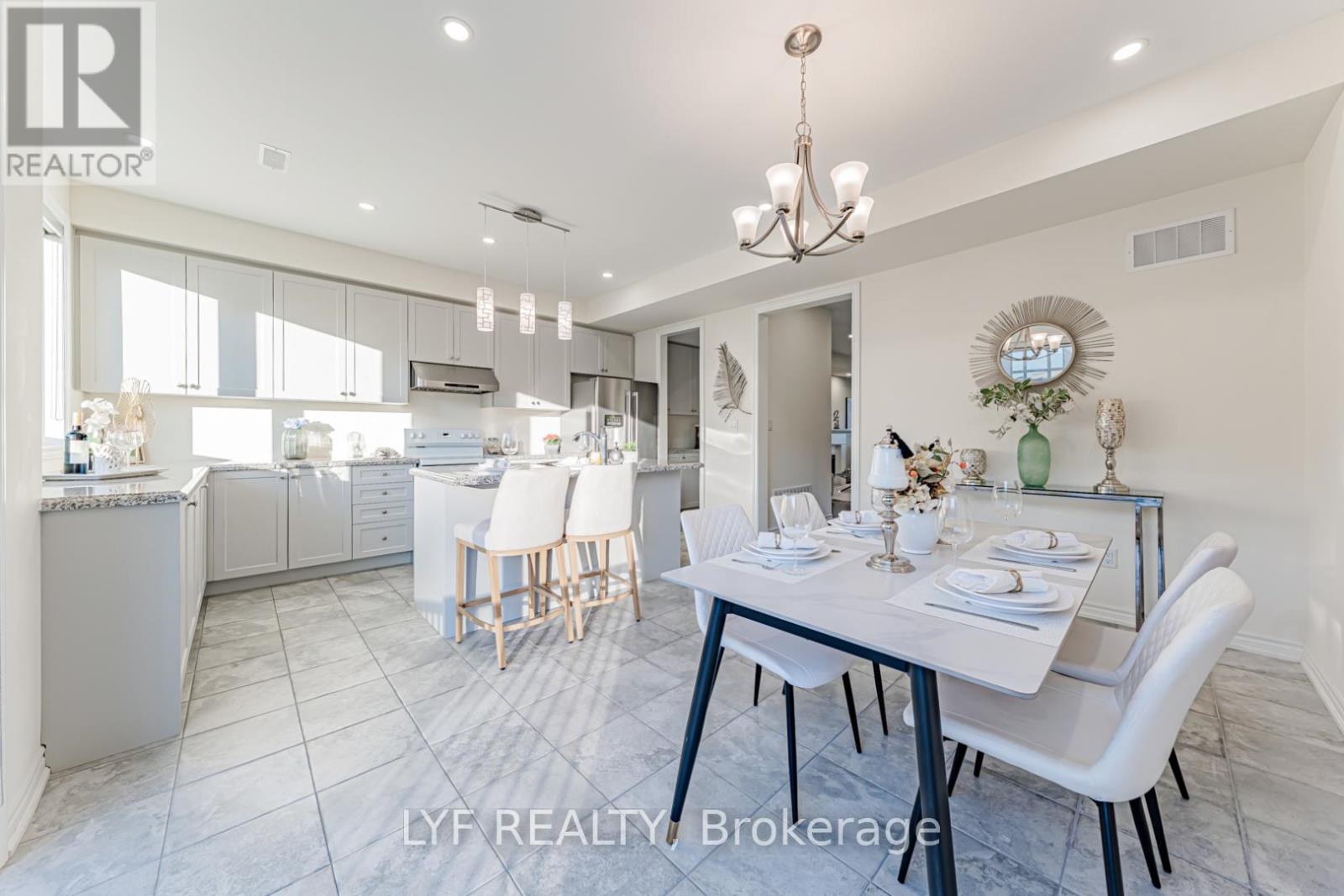 20 Lord Melborne Street, Markham, Ontario  L6C 0Z5 - Photo 16 - N13660366