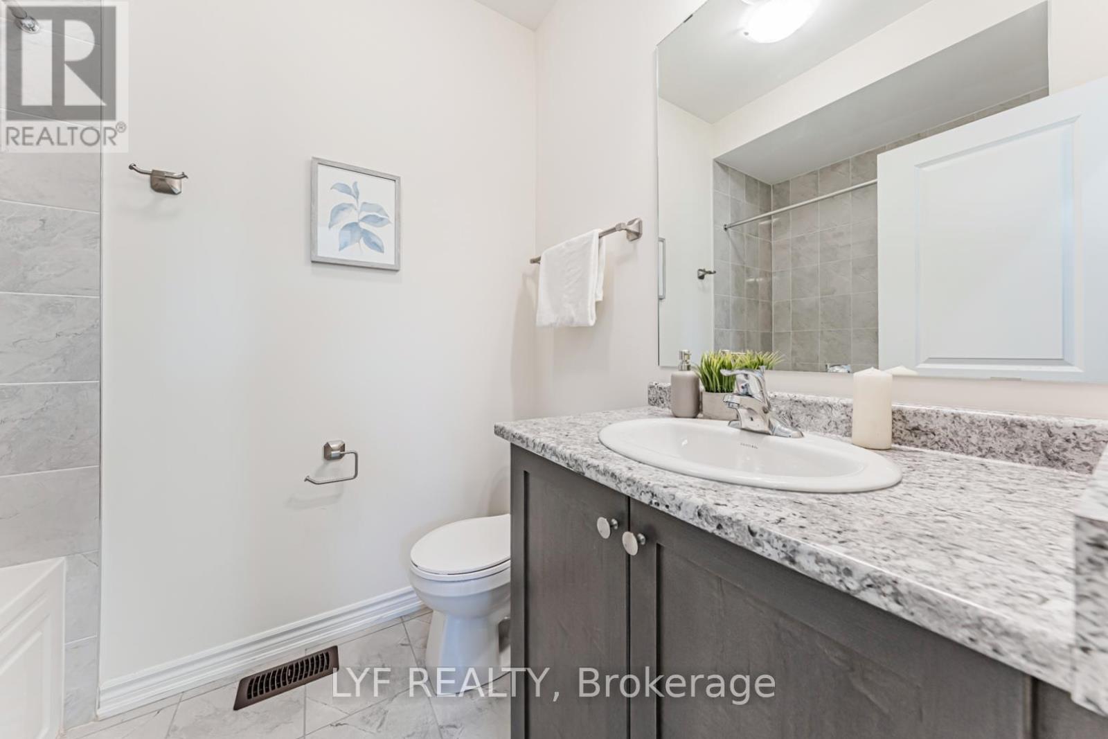 20 Lord Melborne Street, Markham, Ontario  L6C 0Z5 - Photo 39 - N13660366
