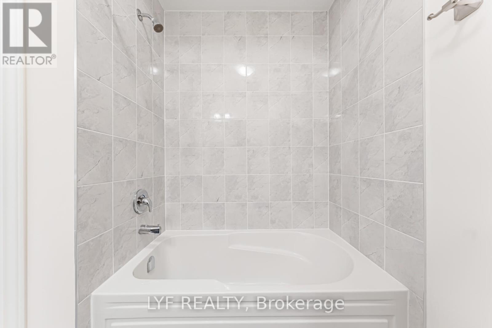 20 Lord Melborne Street, Markham, Ontario  L6C 0Z5 - Photo 40 - N13660366