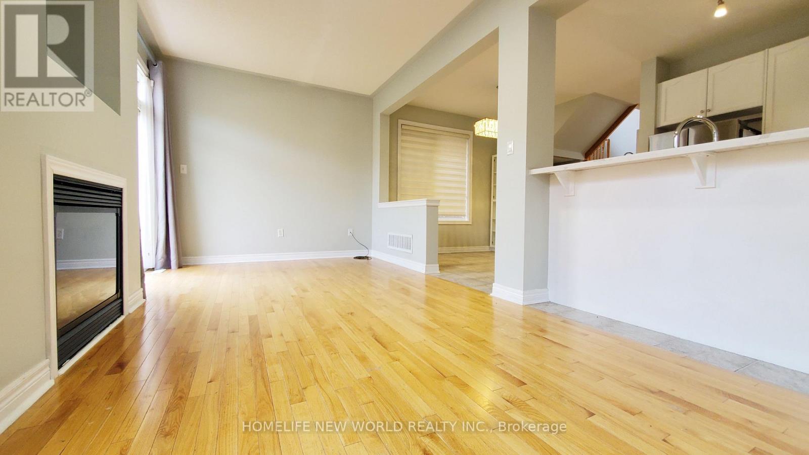 52 Mantle Avenue, Whitchurch-Stouffville, Ontario  L4A 0M5 - Photo 3 - N13660378