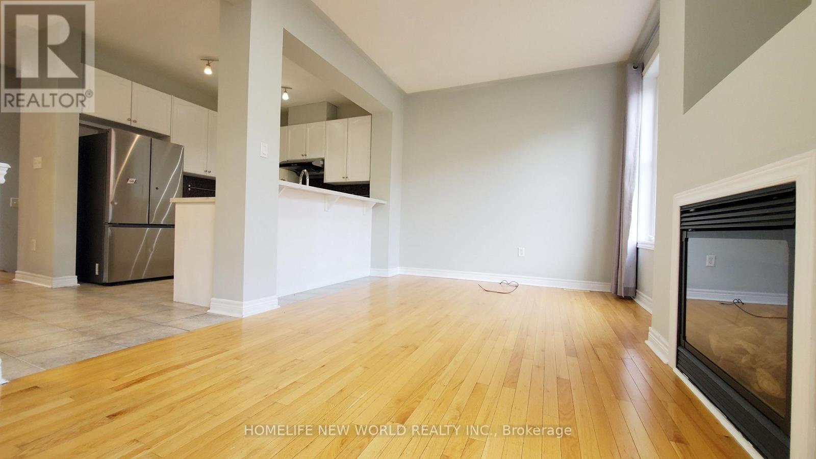52 Mantle Avenue, Whitchurch-Stouffville, Ontario  L4A 0M5 - Photo 4 - N13660378