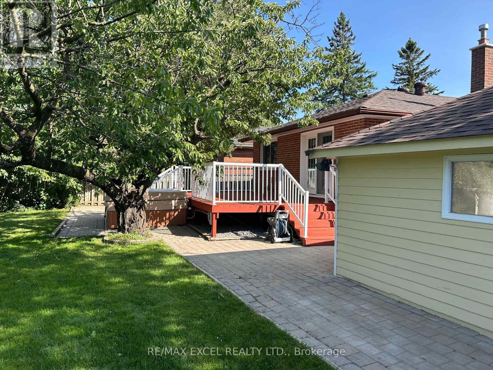 51 Tordale Crescent, Toronto, Ontario  M1P 3X6 - Photo 44 - E13586300