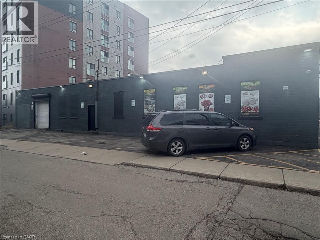 10 Sanford Avenue N, Hamilton, Ontario  L8L 5Y9 - Photo 2 - 40854654