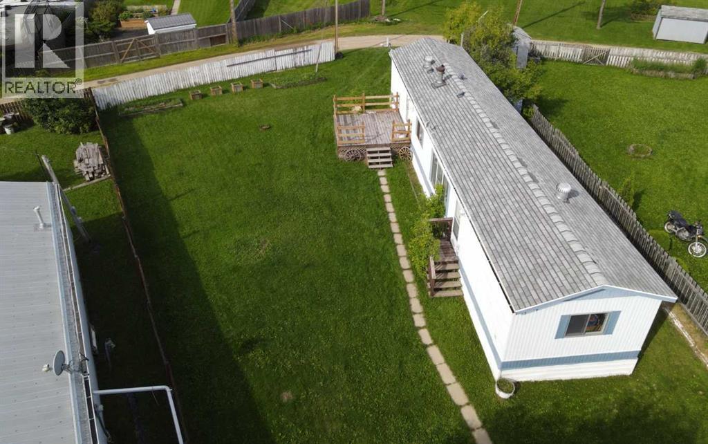 4527 47 Ave Avenue N, Mayerthorpe, Alberta  T0E 1N0 - Photo 2 - A2334408