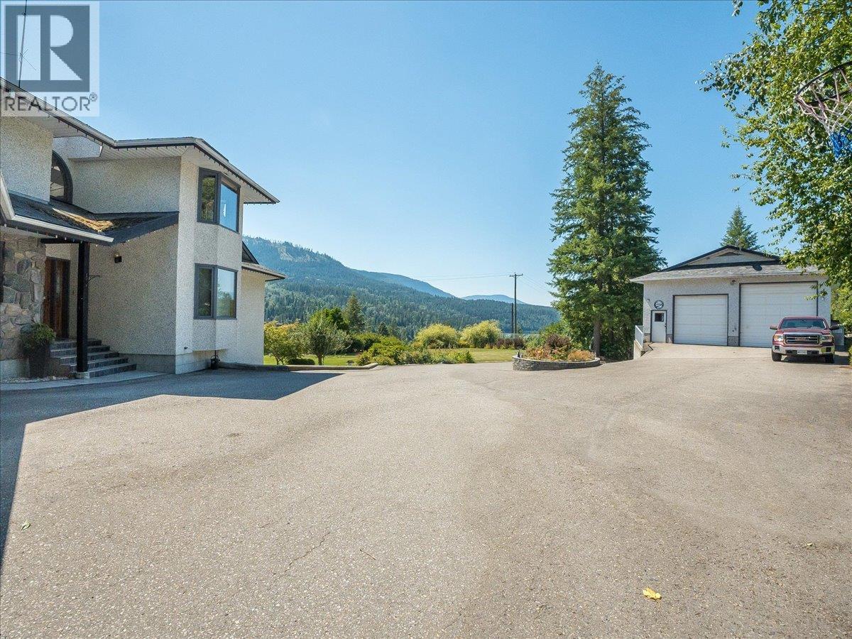5725 Taghum Frontage Road, Taghum, British Columbia  V1L 6X9 - Photo 51 - 10396898