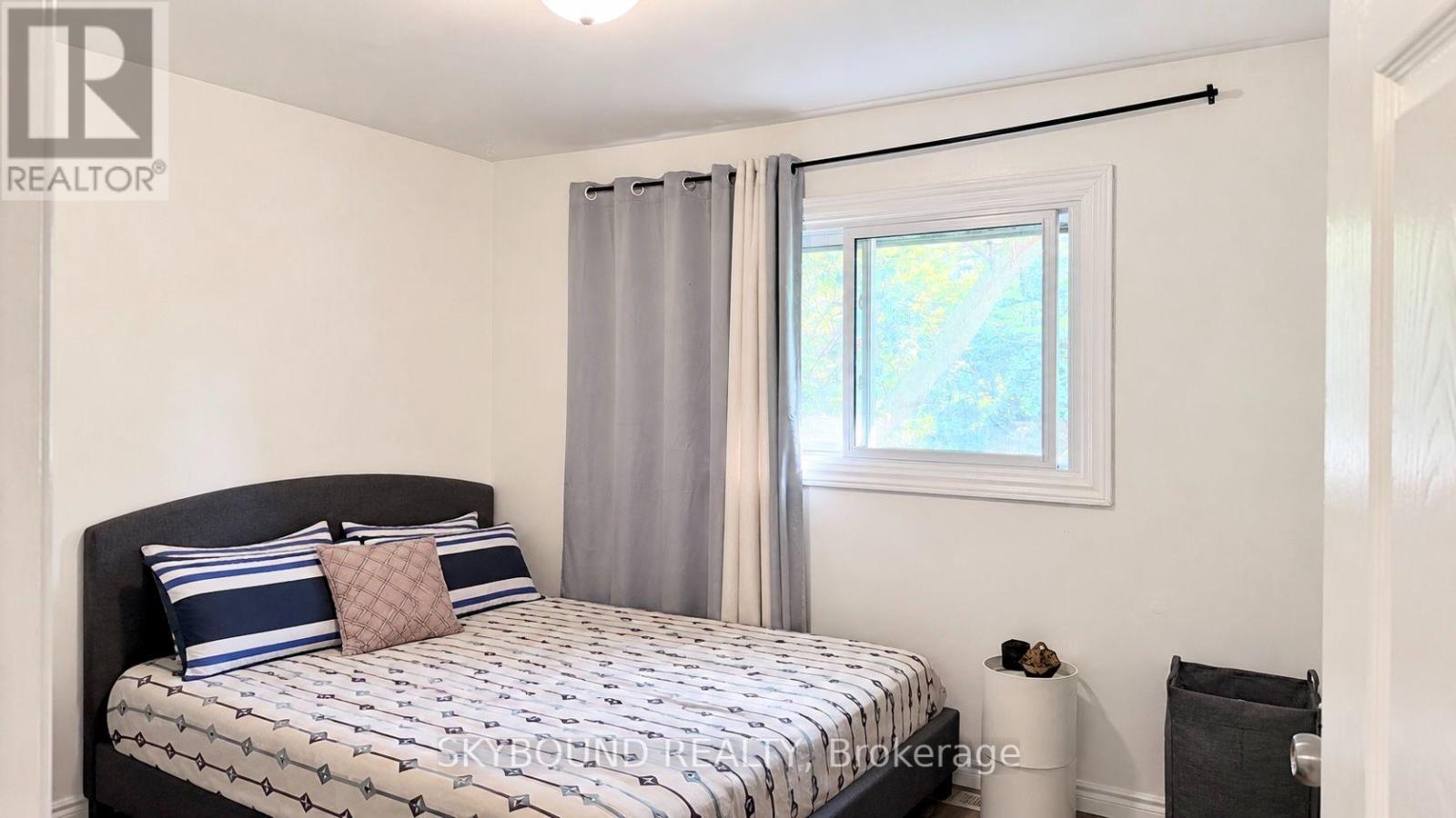 4470 Pinedale Drive, Niagara Falls, Ontario  L2E 6M5 - Photo 6 - X13535184