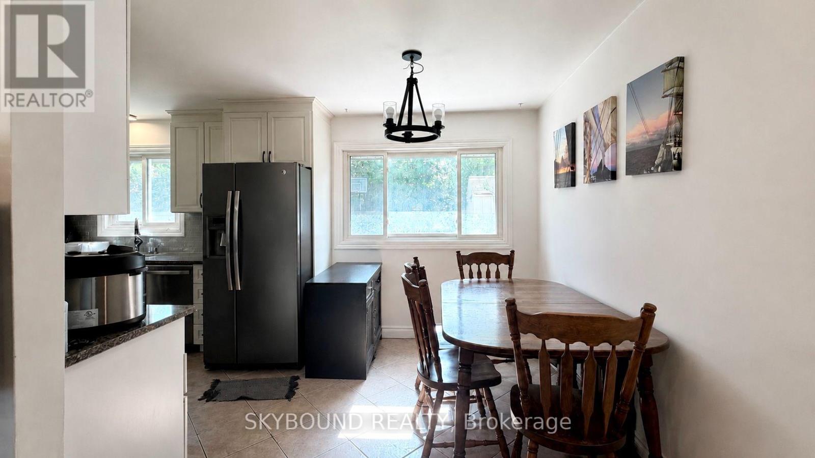 4470 Pinedale Drive, Niagara Falls, Ontario  L2E 6M5 - Photo 8 - X13535184