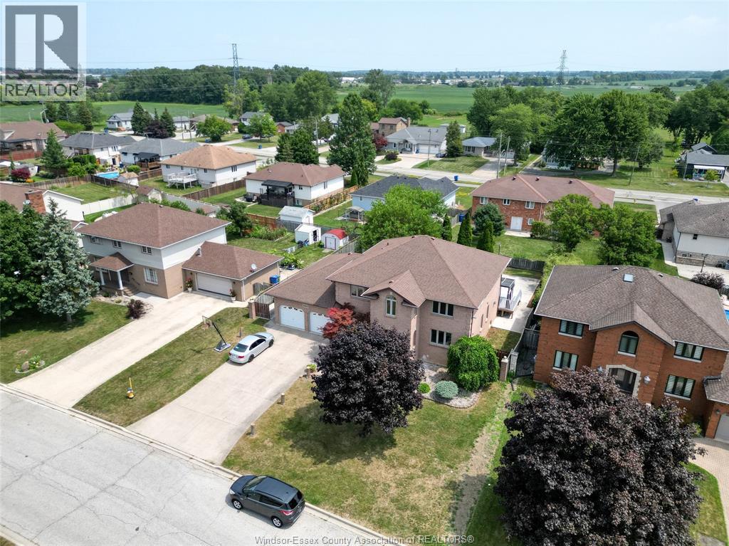 2350 Docherty Drive, Tecumseh, Ontario  N8N 4R2 - Photo 3 - 26019403