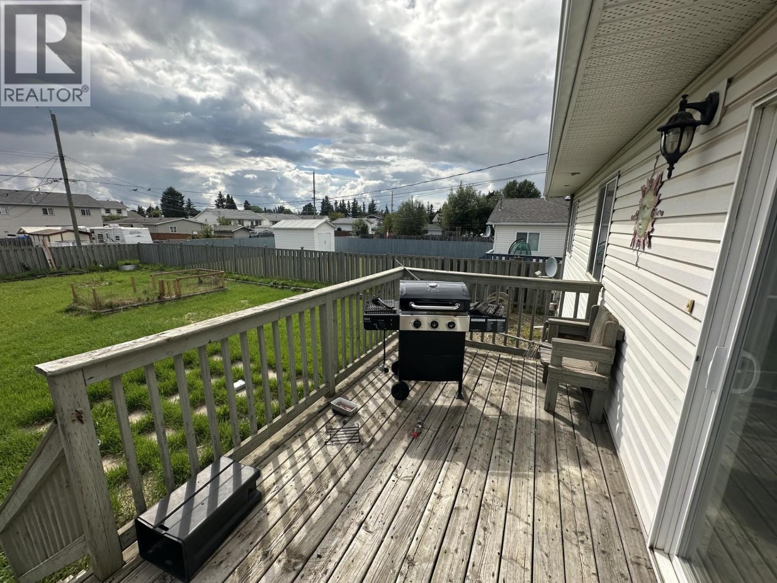 7923 99 Avenue, Fort St. John, British Columbia  V1J 1S4 - Photo 3 - R3154322