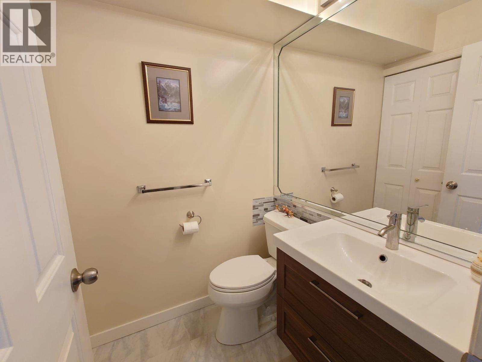 2 8411 Saunders Road, Richmond, British Columbia  V7A 2A6 - Photo 8 - R3153412