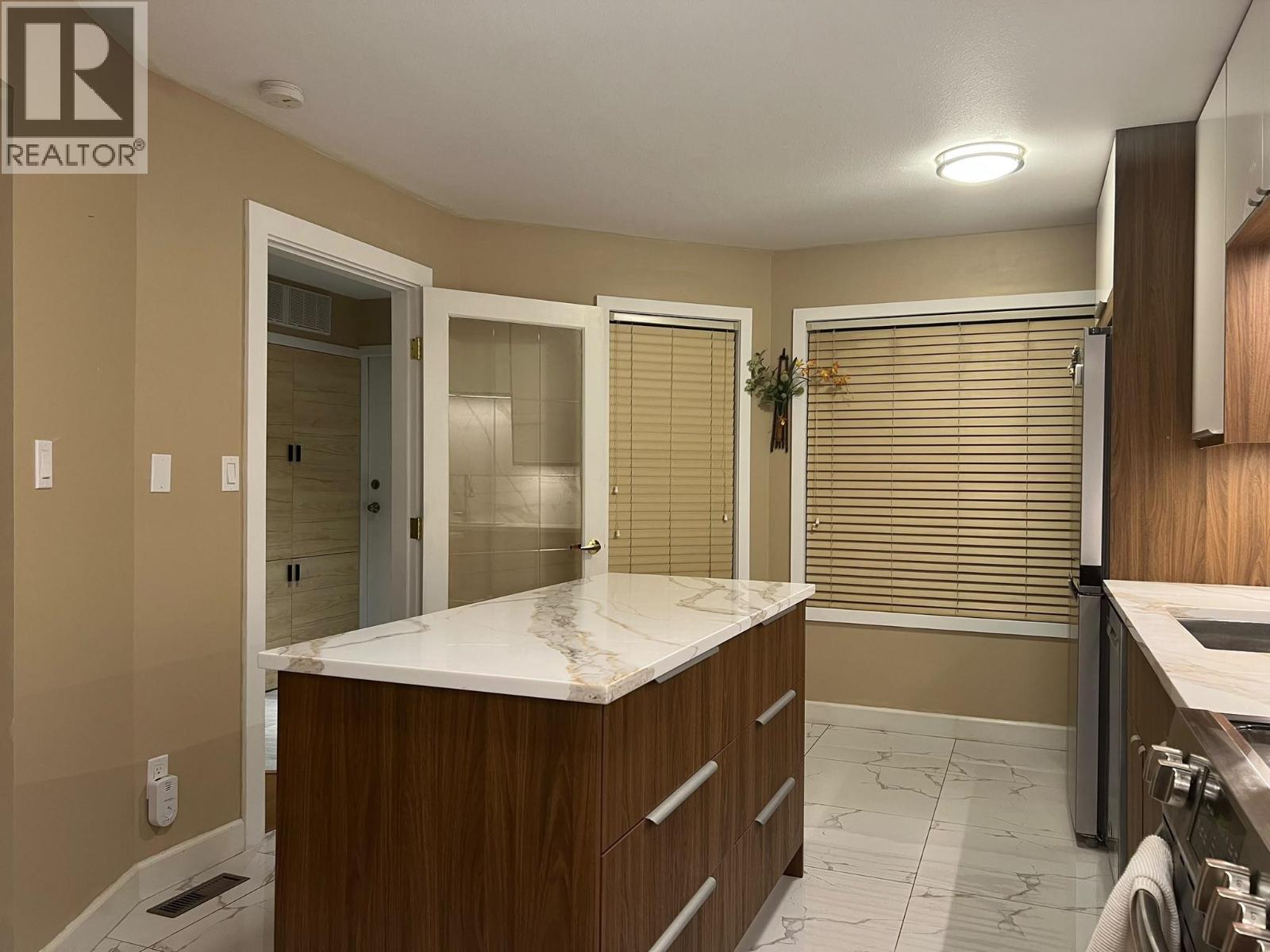 2 8411 Saunders Road, Richmond, British Columbia  V7A 2A6 - Photo 3 - R3153412