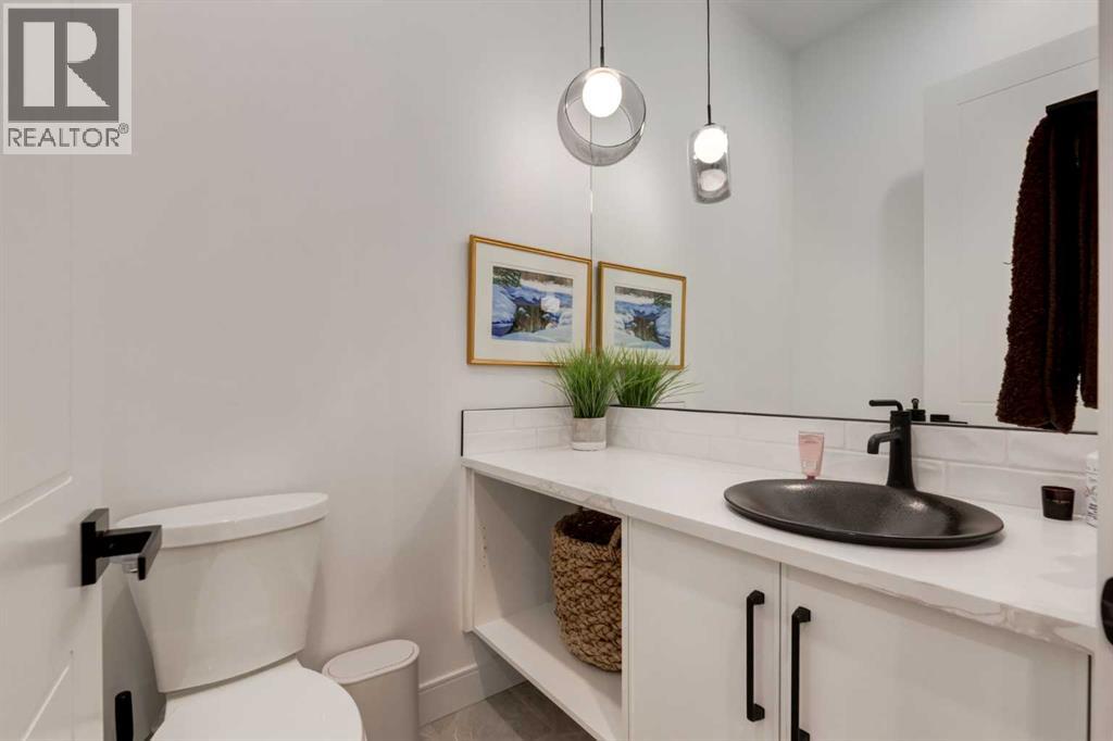 3719 2 Avenue SW, Calgary, Alberta  T3C 0A2 - Photo 13 - A2328970