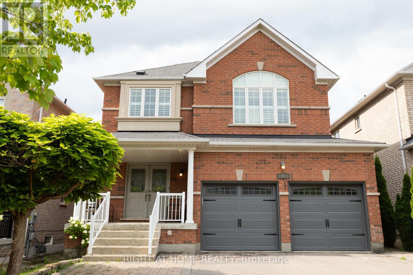 182 MAURIER BOULEVARD, Vaughan, Ontario