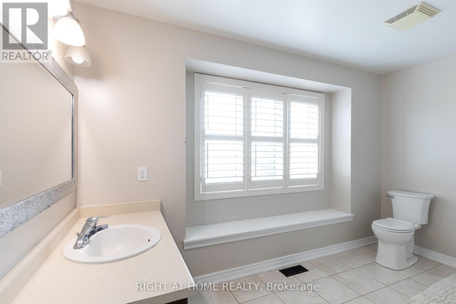 182 Maurier Boulevard, Vaughan, Ontario L6A 0V2 - Photo 17 - N13660396