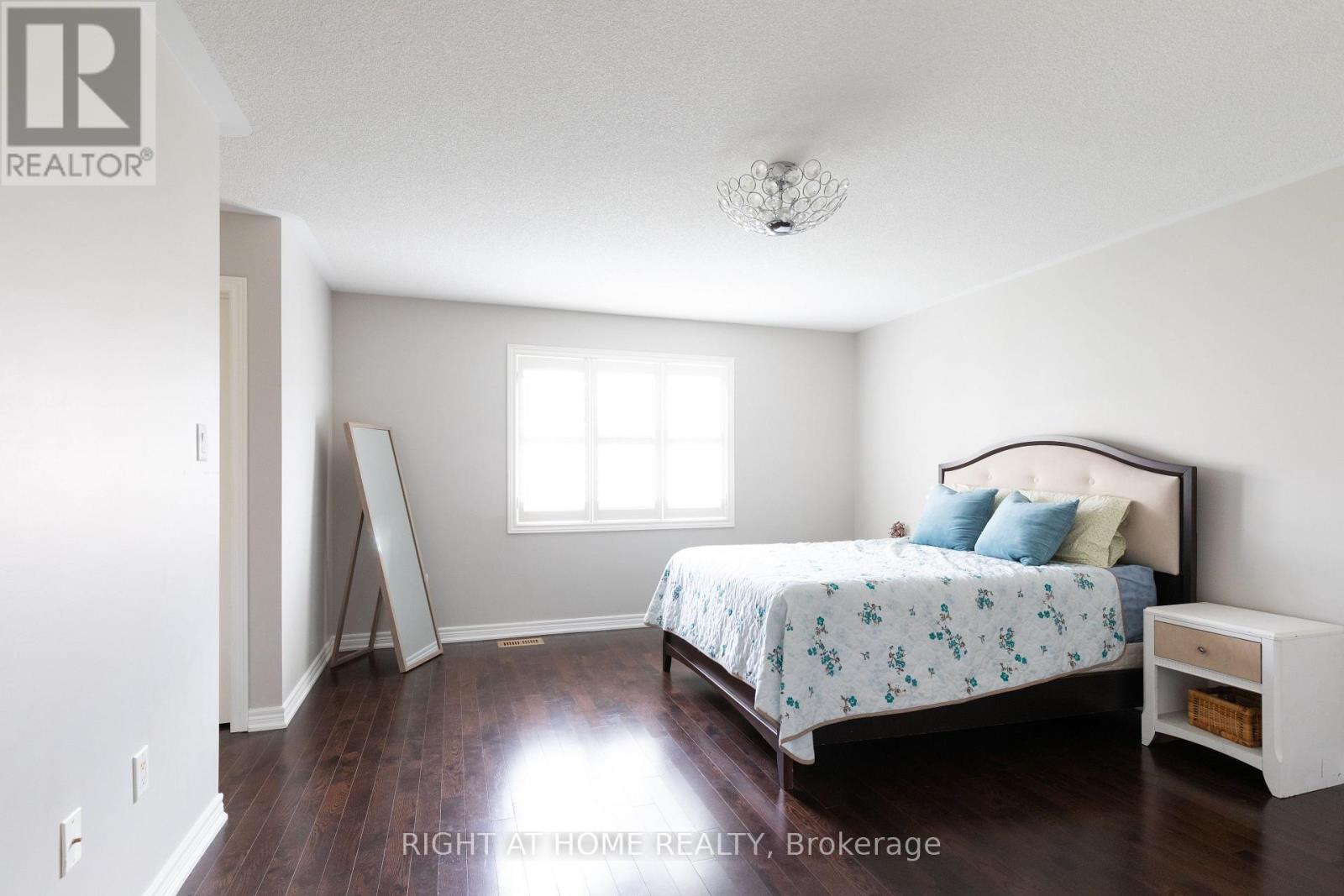 182 Maurier Boulevard, Vaughan, Ontario L6A 0V2 - Photo 25 - N13660396