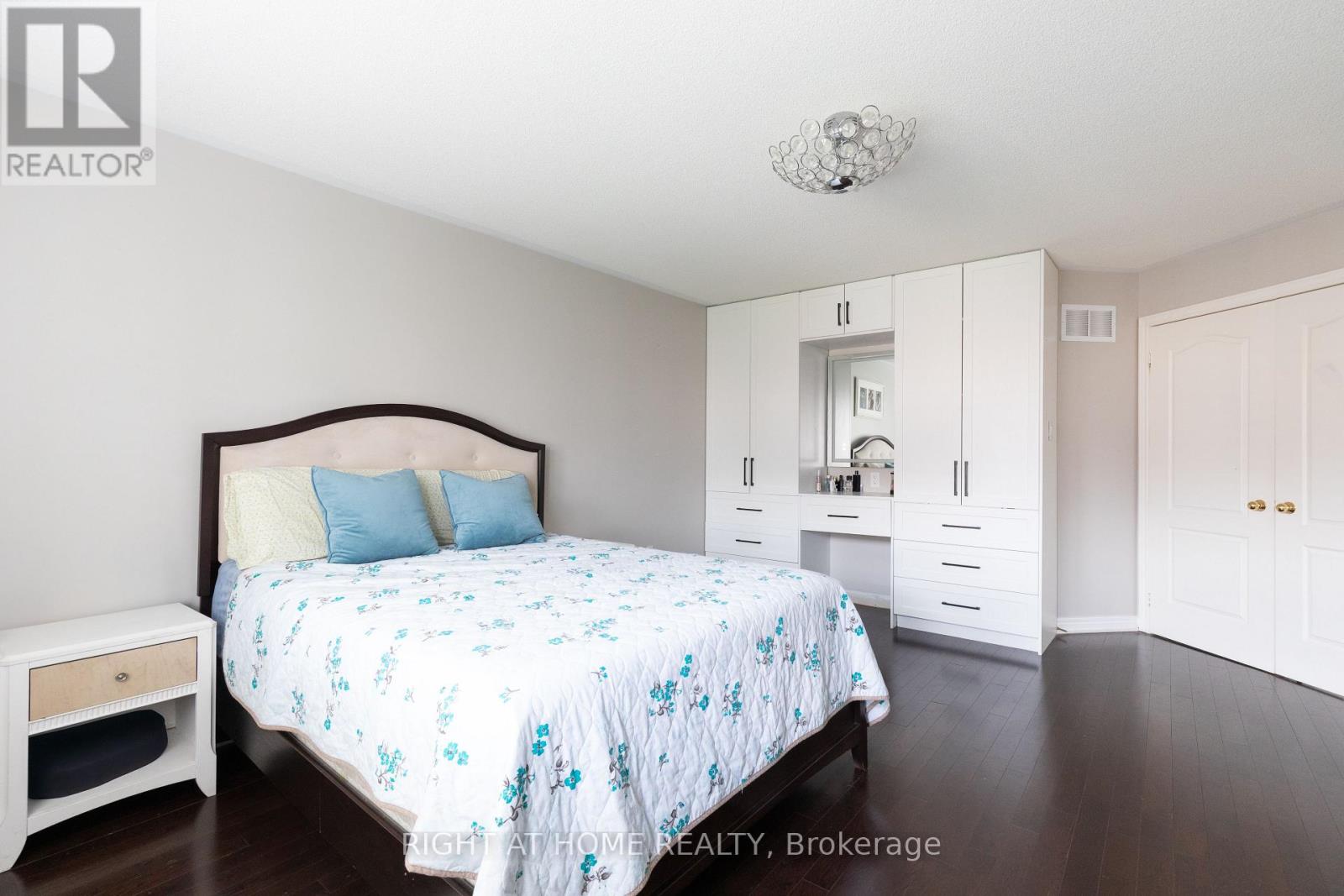 182 Maurier Boulevard, Vaughan, Ontario L6A 0V2 - Photo 26 - N13660396