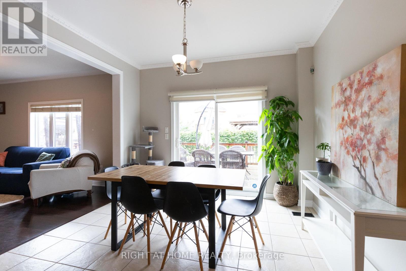 182 Maurier Boulevard, Vaughan, Ontario L6A 0V2 - Photo 6 - N13660396
