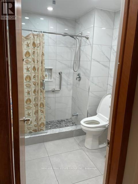 112 Anthia Drive W, Toronto, Ontario  M9L 1K8 - Photo 13 - W13660390