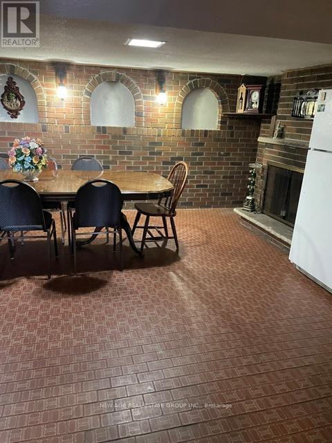 112 Anthia Drive W, Toronto, Ontario  M9L 1K8 - Photo 17 - W13660390