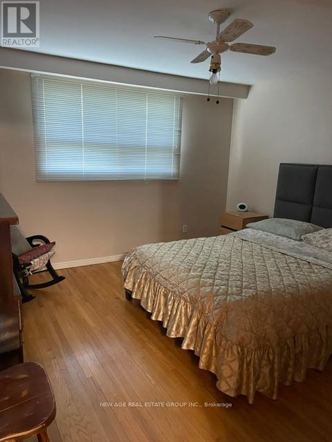 112 Anthia Drive W, Toronto, Ontario  M9L 1K8 - Photo 5 - W13660390