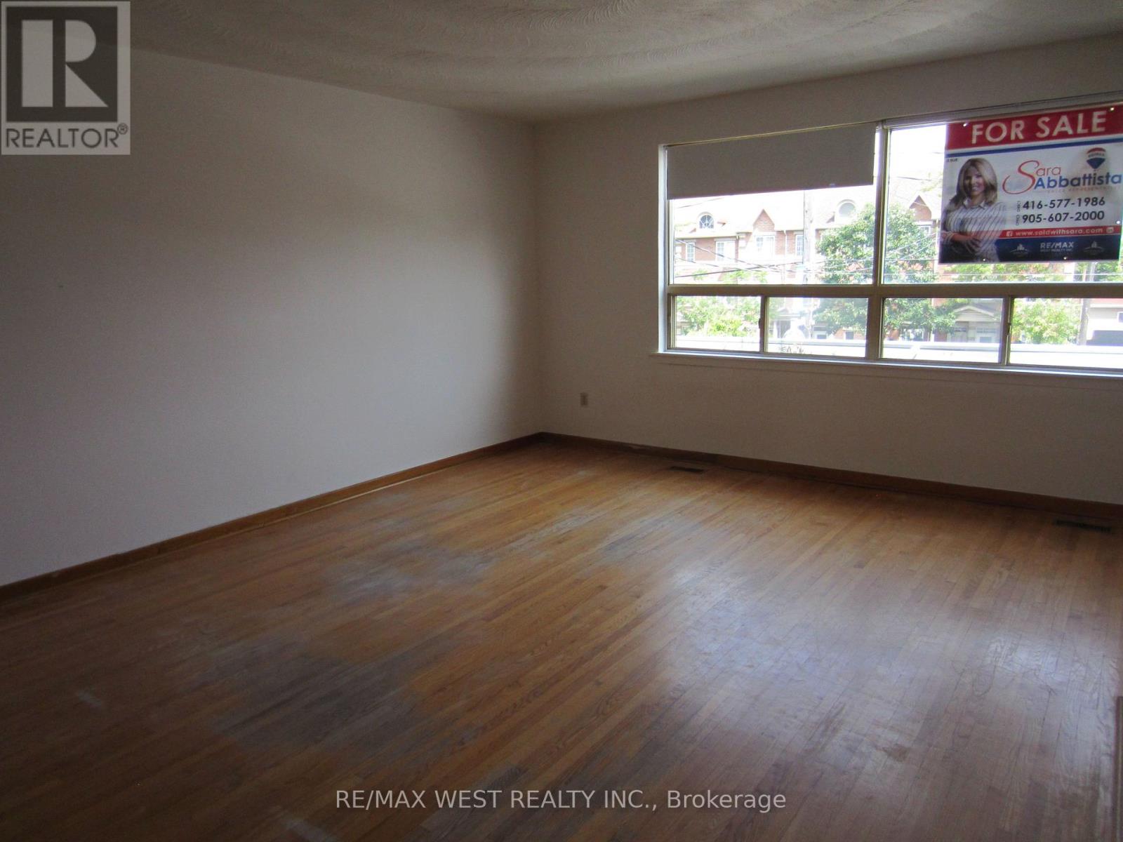 2444 Dufferin Street, Toronto, Ontario M6E 3T1 - Photo 5 - W13040590