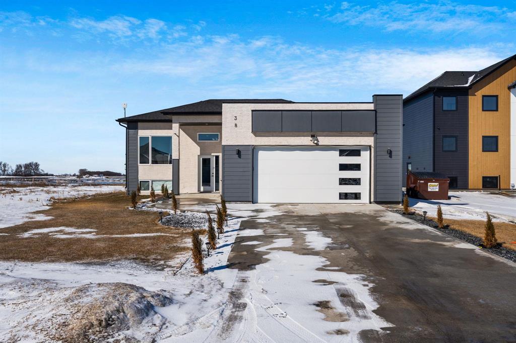 38 Falcon Drive, New Bothwell, Manitoba  R0A 1C0 - Photo 0 - 202619212