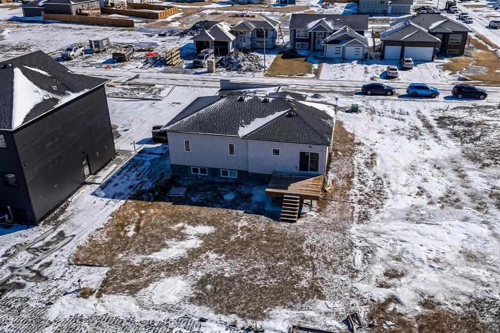 38 Falcon Drive, New Bothwell, Manitoba  R0A 1C0 - Photo 29 - 202619212