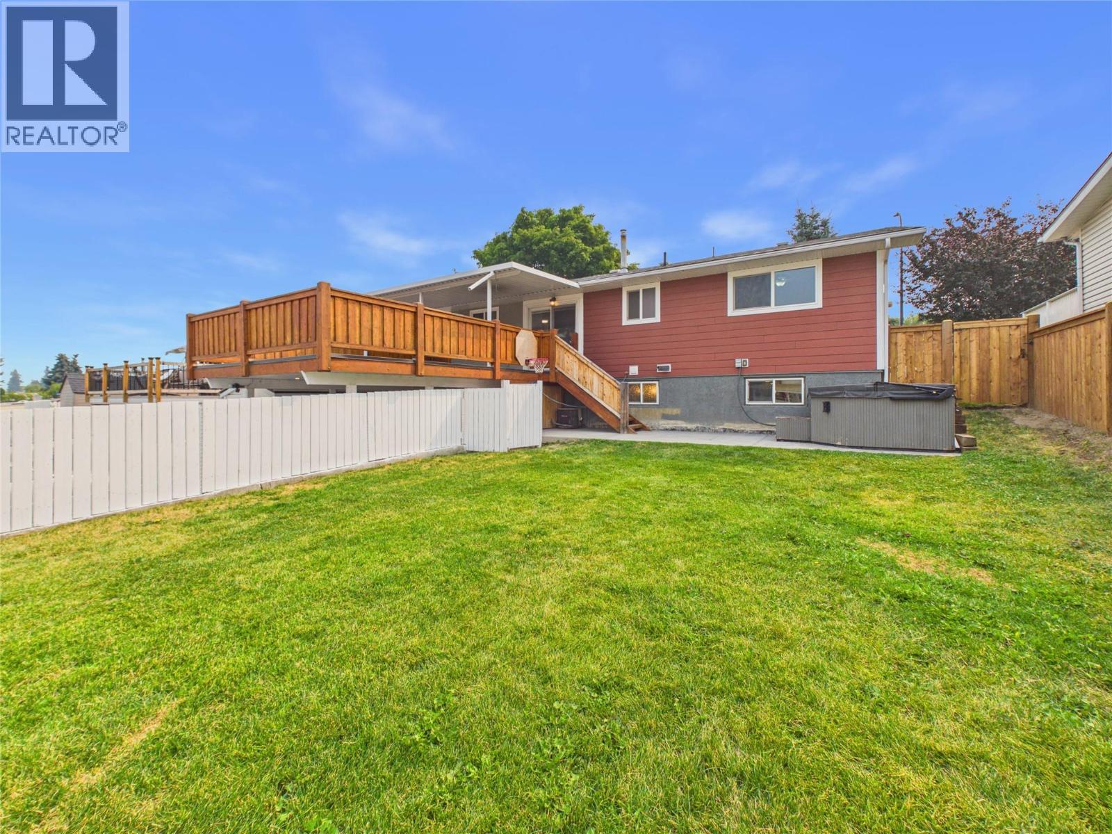 1305 10th Avenue S, Cranbrook, British Columbia  V1C 2N7 - Photo 44 - 10397317