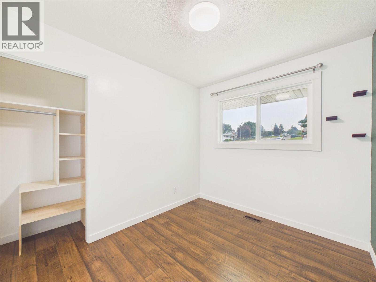1305 10th Avenue S, Cranbrook, British Columbia  V1C 2N7 - Photo 22 - 10397317