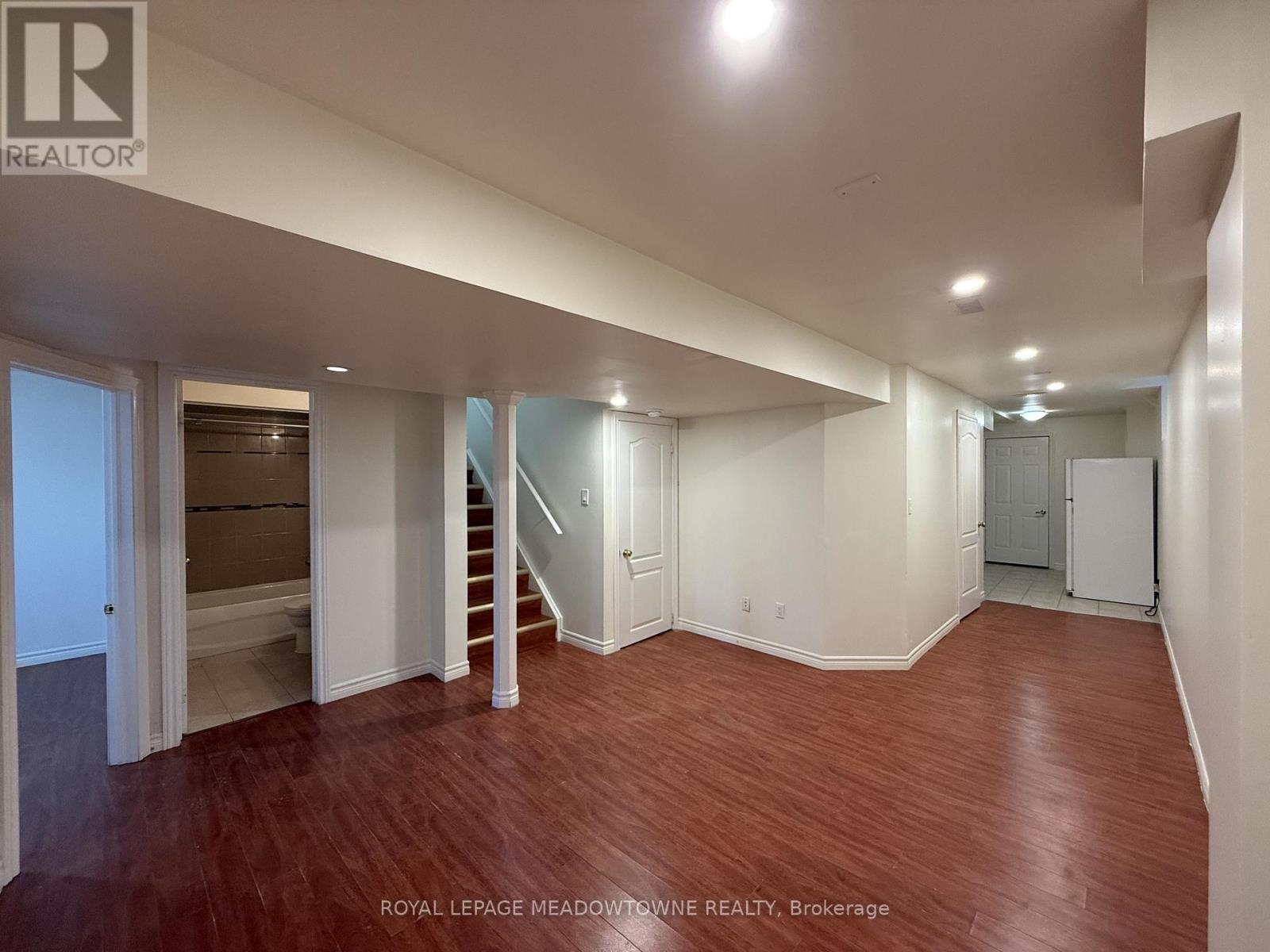 45 Bleasdale (Lower) Avenue, Brampton, Ontario L7A 0P6 - Photo 7 - W13523268