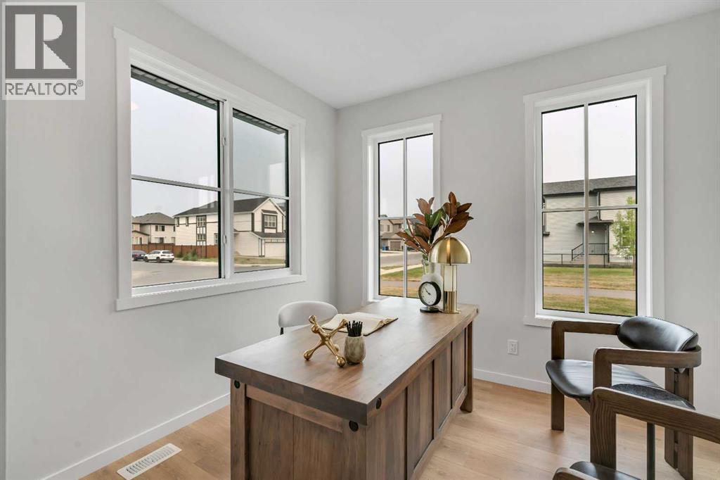 76 Heirloom Drive SE, Calgary, Alberta  T3M 2M6 - Photo 5 - A2315249