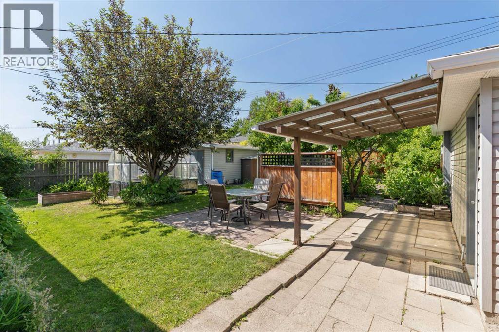 5919 Thornton Road NW, Calgary, Alberta  T2K 3C3 - Photo 32 - A2329511