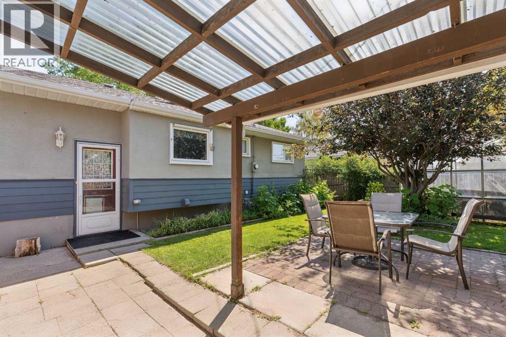 5919 Thornton Road NW, Calgary, Alberta  T2K 3C3 - Photo 33 - A2329511