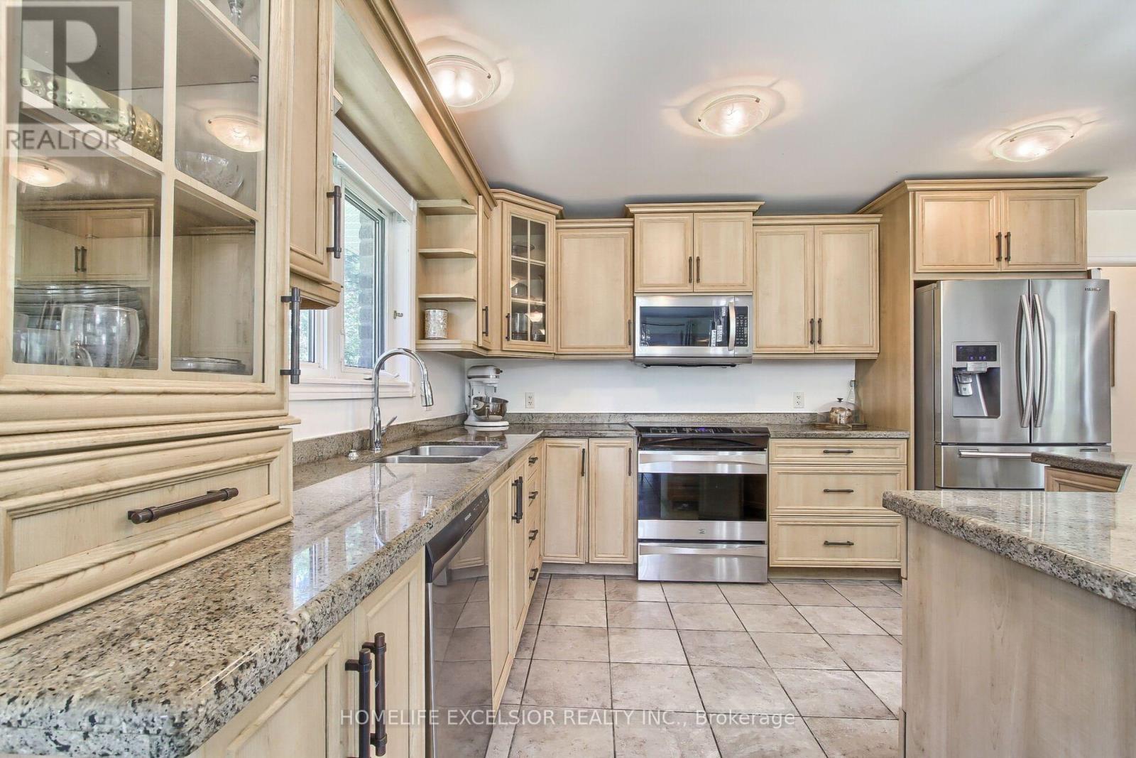22823 Weirs Side Road, Georgina, Ontario  L0E 1N0 - Photo 12 - N13660450