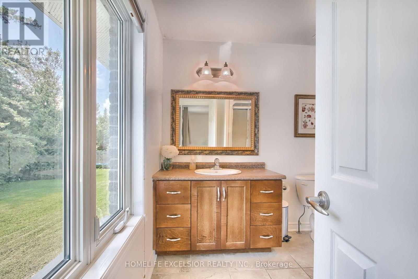 22823 Weirs Side Road, Georgina, Ontario  L0E 1N0 - Photo 23 - N13660450