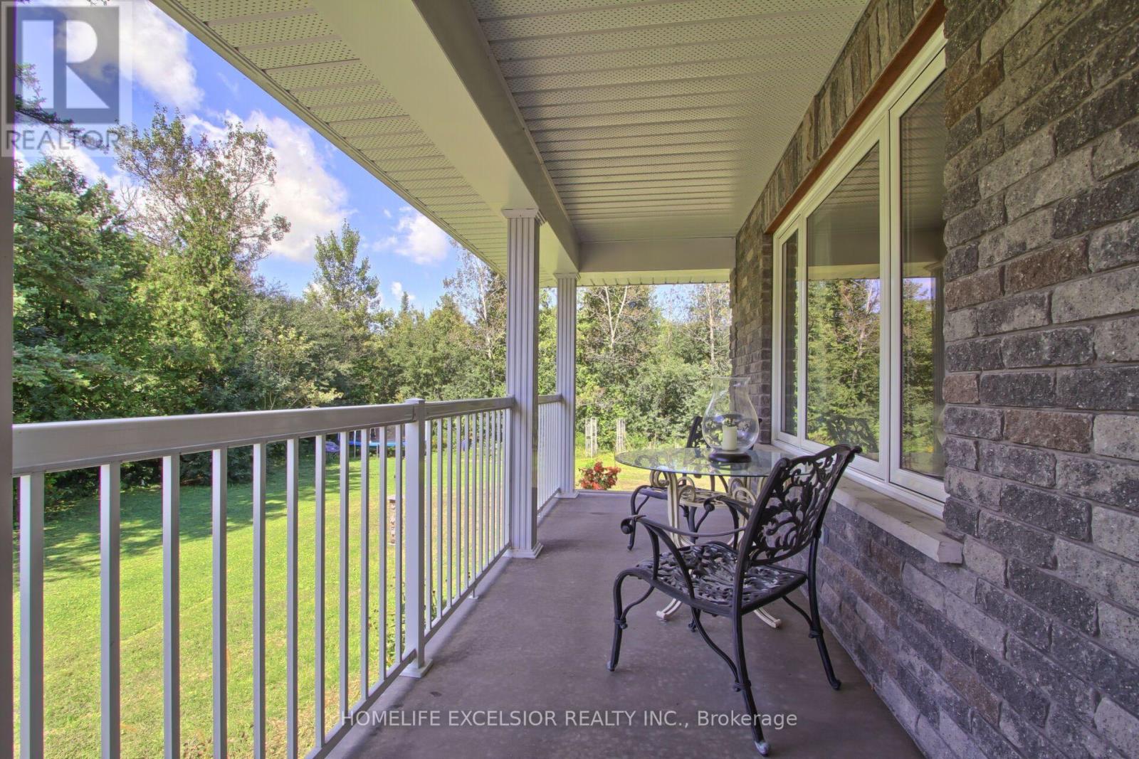 22823 Weirs Side Road, Georgina, Ontario  L0E 1N0 - Photo 4 - N13660450
