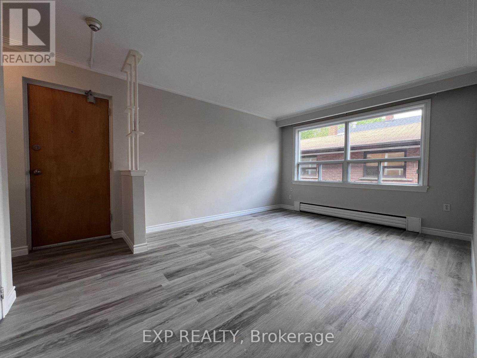 3 - 32 Heman Street, Toronto, Ontario M8V 1X5 - Photo 4 - W13660414