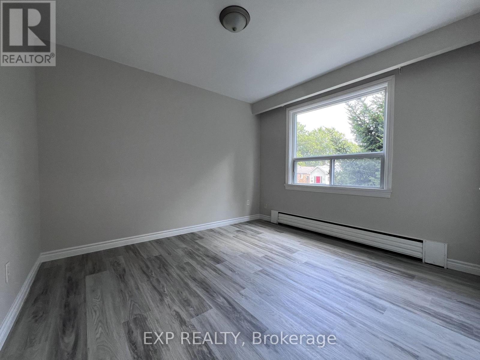 3 - 32 Heman Street, Toronto, Ontario M8V 1X5 - Photo 8 - W13660414