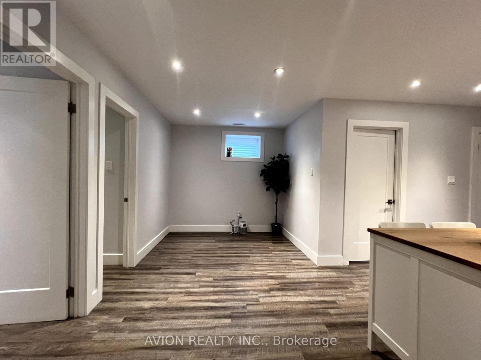 Bsmt - 28 Monarchdale Avenue, Toronto, Ontario M6M 2S7 - Photo 12 - W13660418