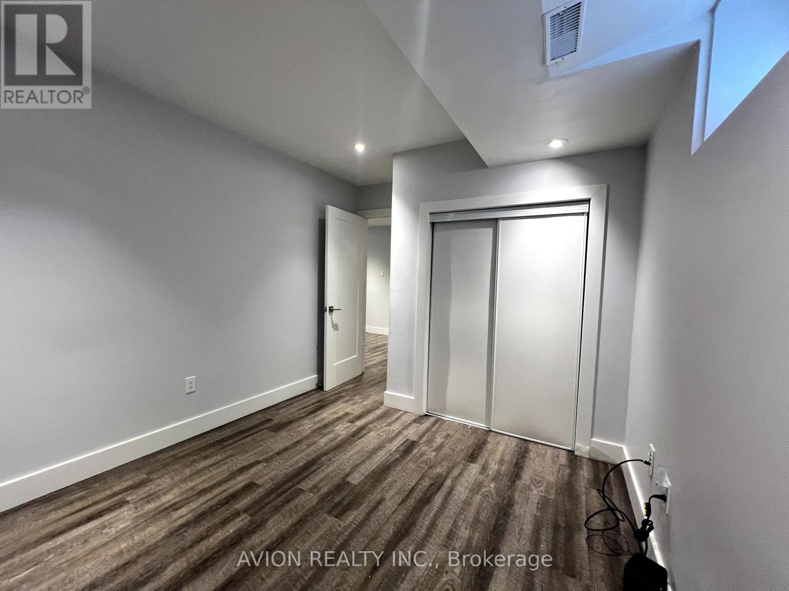 Bsmt - 28 Monarchdale Avenue, Toronto, Ontario M6M 2S7 - Photo 18 - W13660418