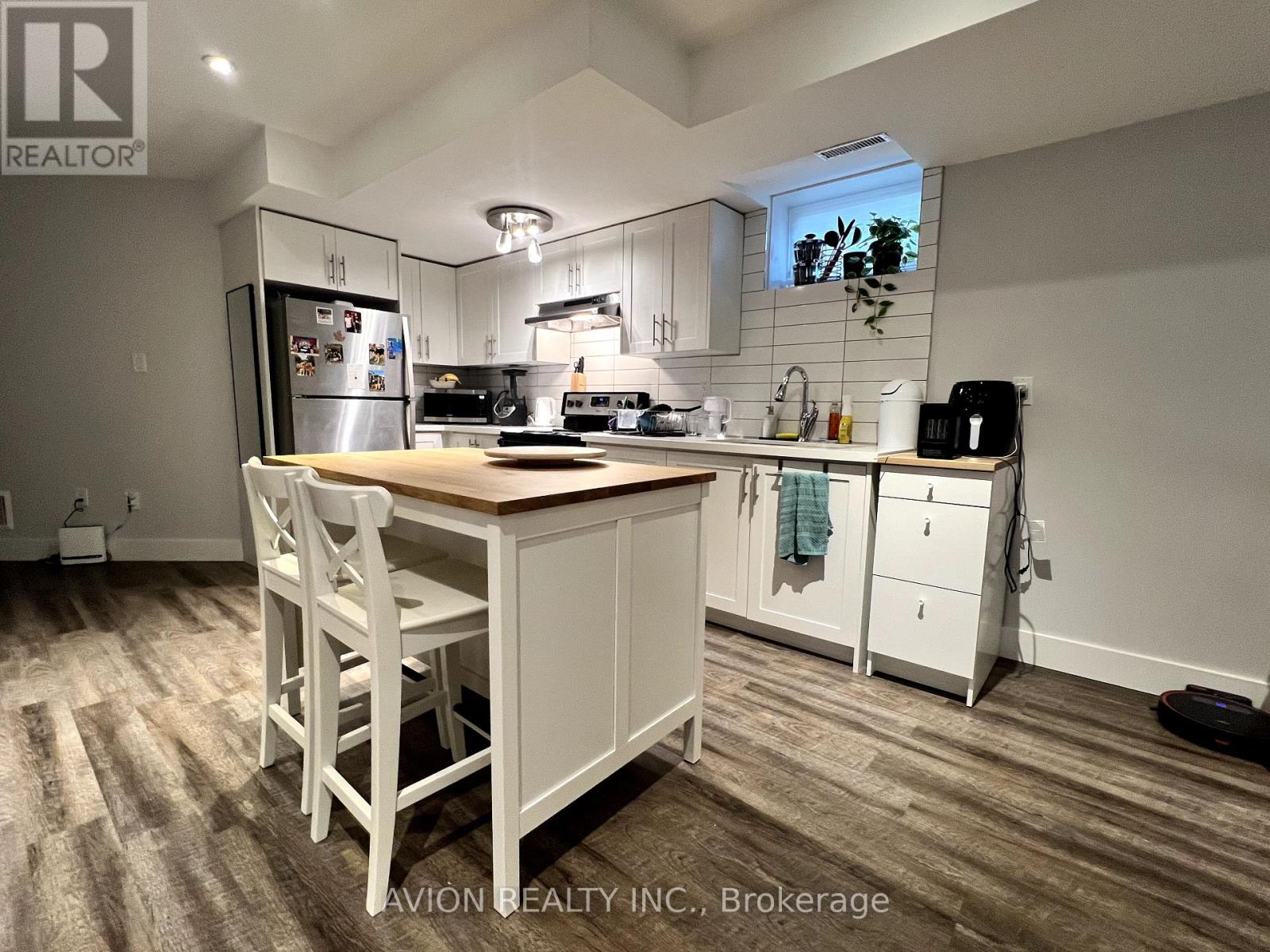 Bsmt - 28 Monarchdale Avenue, Toronto, Ontario M6M 2S7 - Photo 9 - W13660418