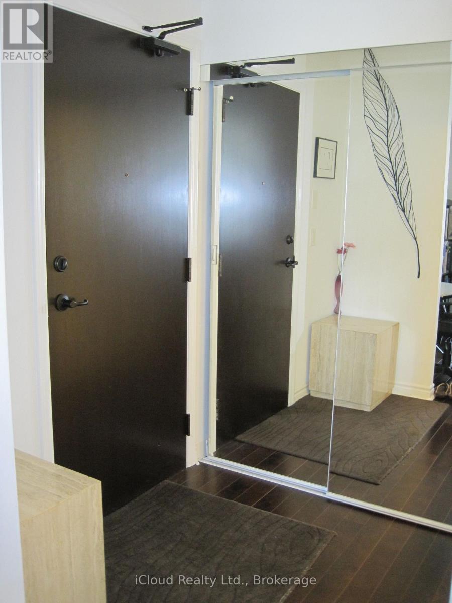 1107 - 385 Prince Of Wales Drive, Mississauga, Ontario  L5B 0E6 - Photo 3 - W13660432