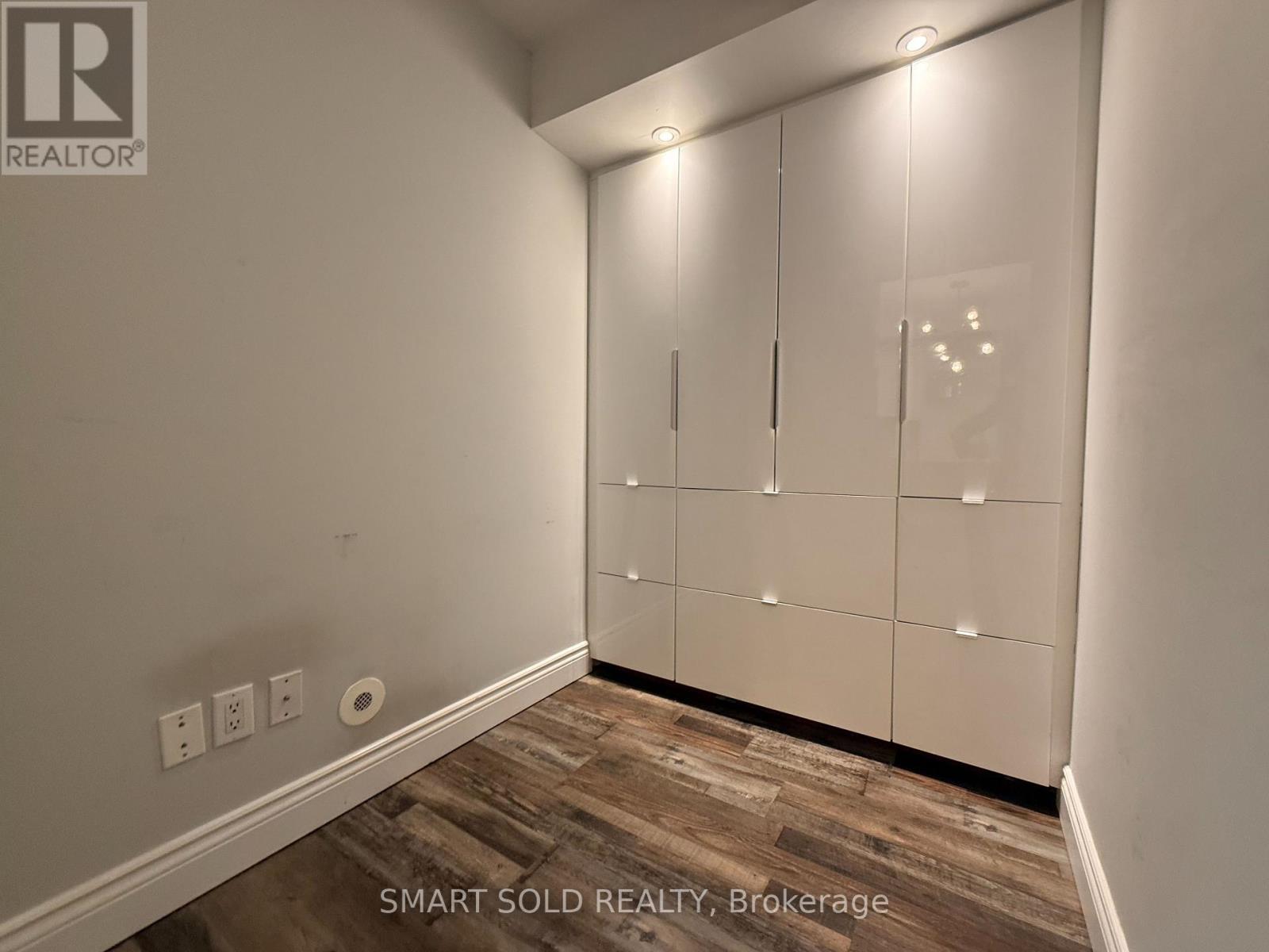 725 - 10 Laidlaw Street, Toronto, Ontario  M6K 1X2 - Photo 10 - W13660434