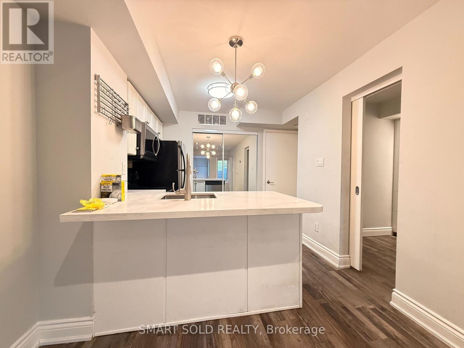 725 - 10 Laidlaw Street, Toronto, Ontario  M6K 1X2 - Photo 3 - W13660434