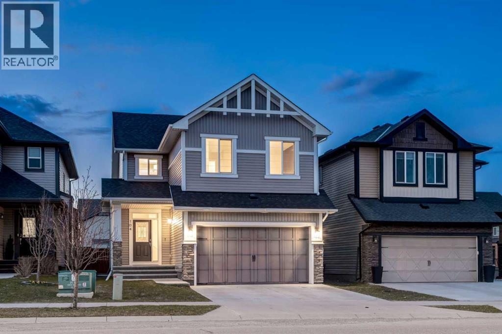 104 HILLCREST Avenue SW, Airdrie, Alberta